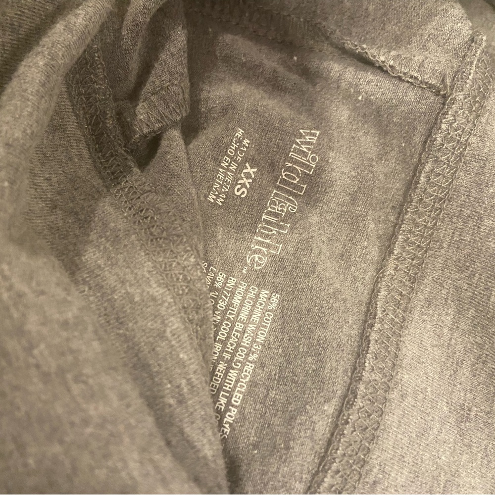 Wild Fable Heather Gray Apparel yoga pants - Picture 2 of 2